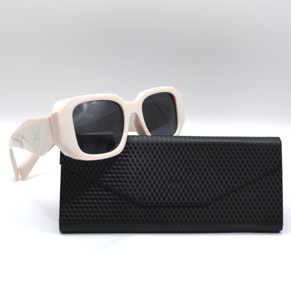 Prada Women’s Sunglasses | White Frame | Grey Lenses | Like New - Picture 13 of 14